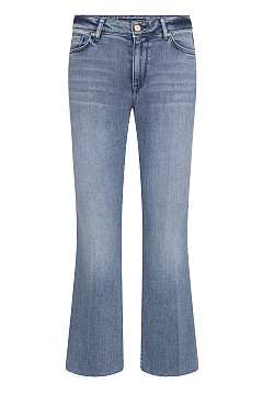 VIC CROPPED 6-8