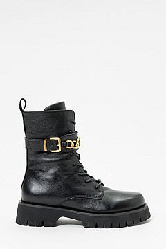 BOOTS 060