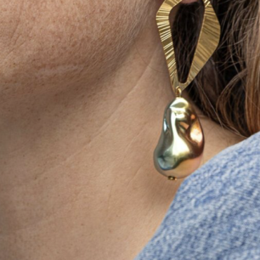 GRAND TWIGGY BAROQUE PEARL