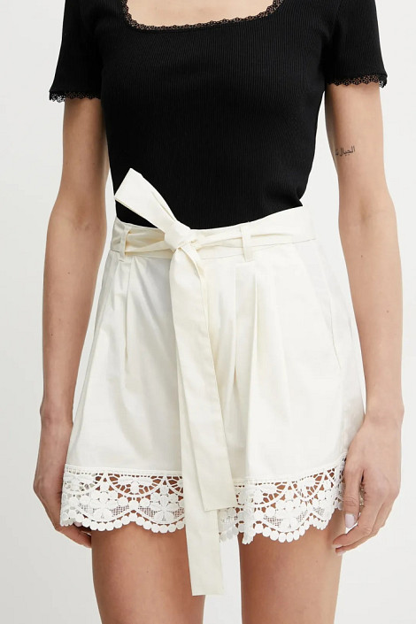 SHORT 2096