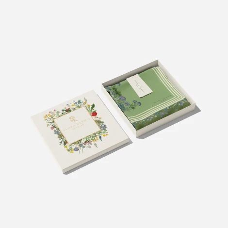 FLOWERING GREEN F SCARF