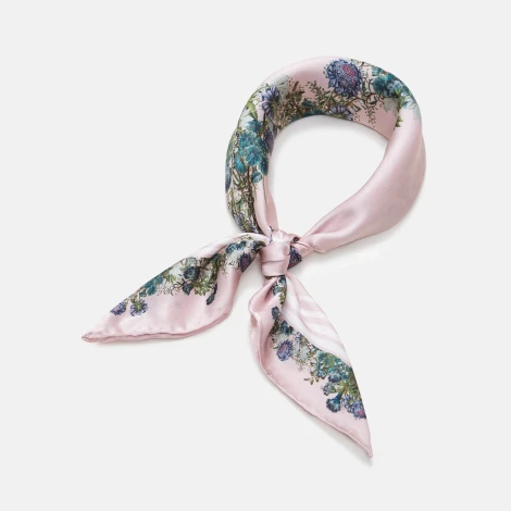 FLOWERING PINK F SCARF